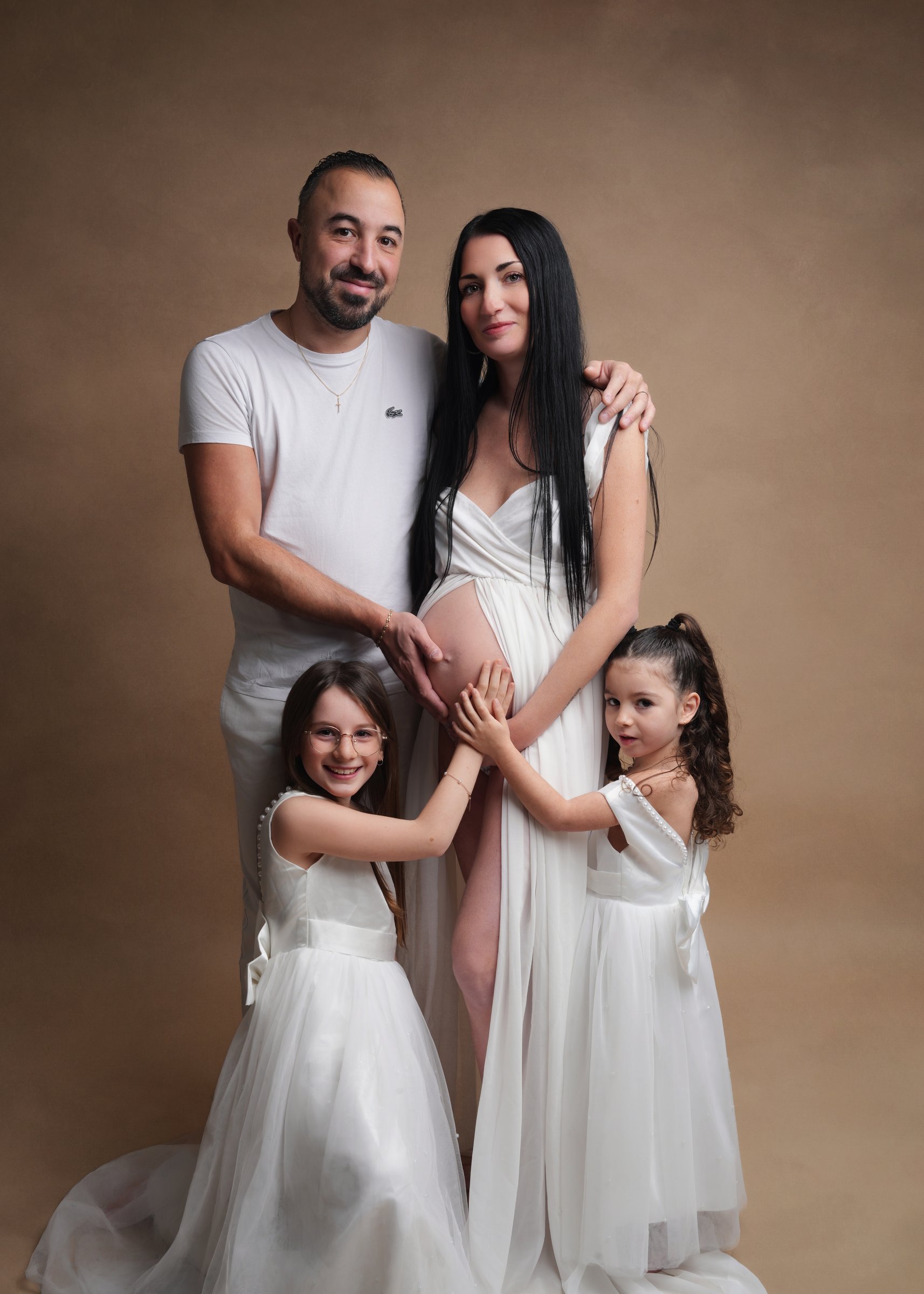 Portrait de famille en extérieur, lumière naturelle